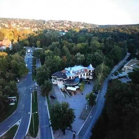 Hotel Kitty Miskolc Exterior foto